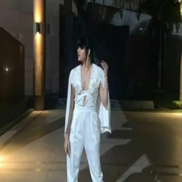 avantika dassani,avantika dassani hot and bold photos, avantika dassani debue series