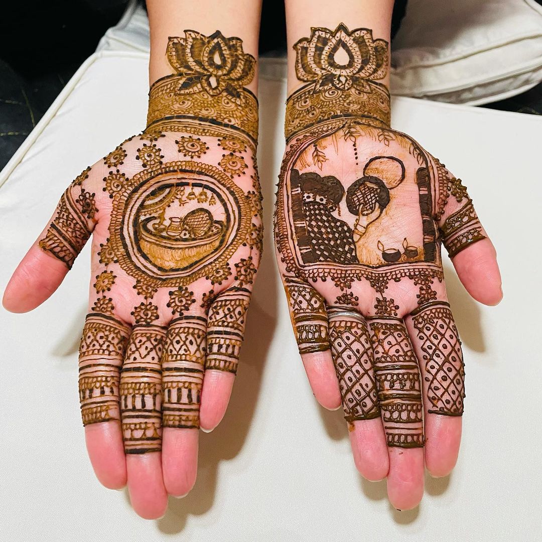 Karwa Chauth Mehndi Designs 2022 : करवा चौथ पर हाथों की रौनक बढ़ाने के लिए  लगवाएं ये ट्रेंडी मेहंदी डिजाइंस | Apply these latest mehndi designs on  Karva Chauth - Hindi Boldsky