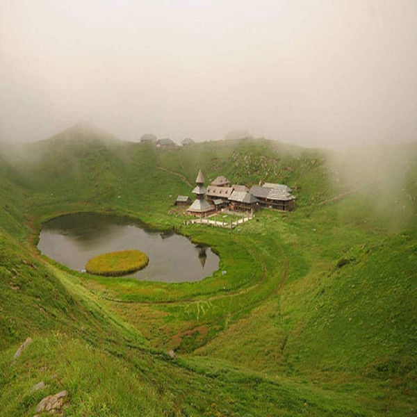 Himachal pradesh lake,chndrataal lake, largest lake in himachal Pradesh
