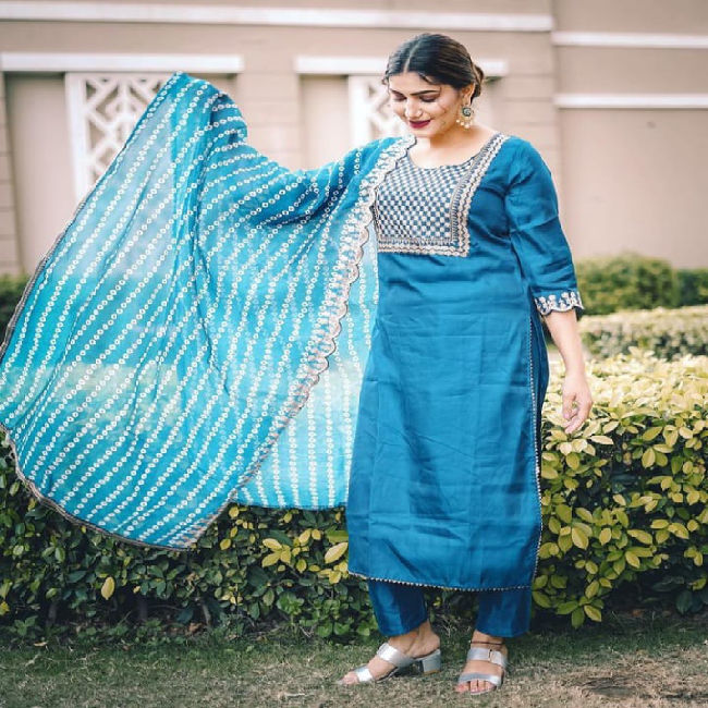 काफी चलन में हैं Sapna Choudhary जैसे सलवार-सूट | Sapna Choudhary Trendy  Salwar Suit