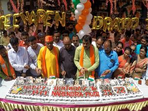 PM Modi Birthday Updates