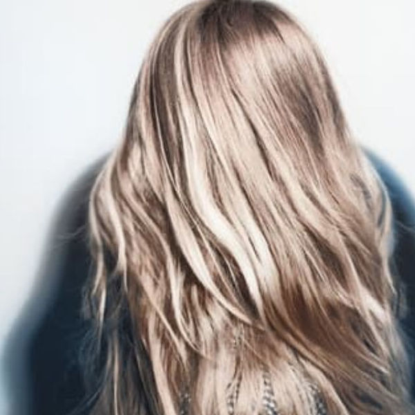 Onion juice for thick hair