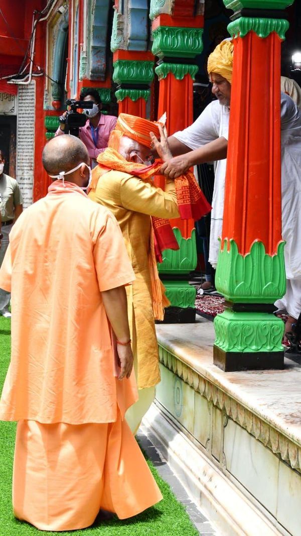 pm modi in ayodhya