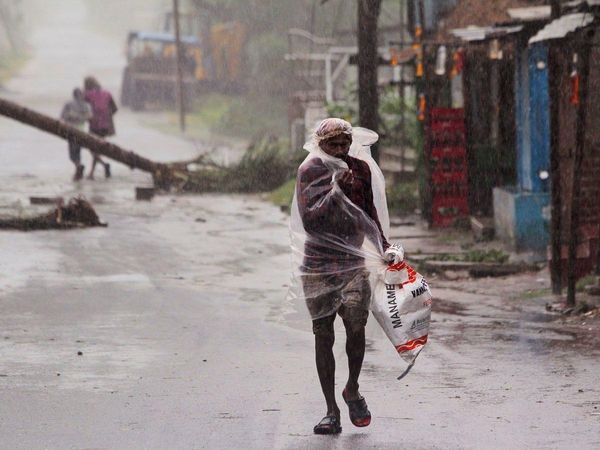 amphan cyclone visuals of destruction in West Bengal Odisha