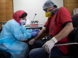 coronavirus live updates