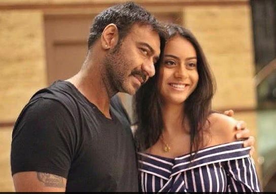 Ajay devgan and kajol with nysa