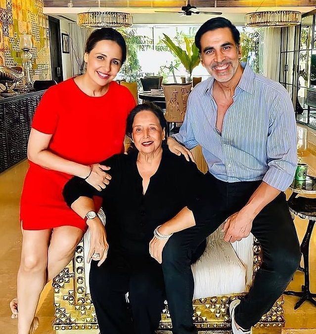 Akshay Kumar Family