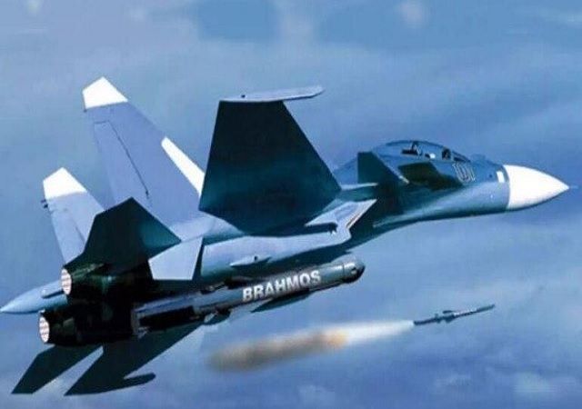 Sukhoi 30 with Brahmos