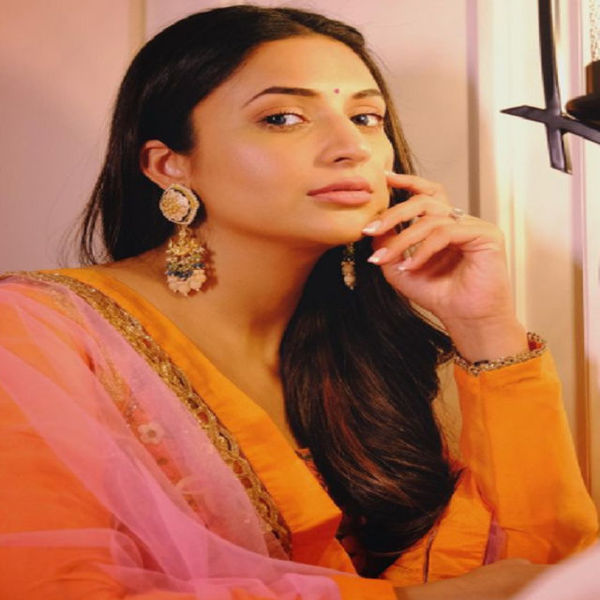 दिव्यांका एक ऐसी सेलेब्रिटी हैं जिनका स्किनकेयर रुटीन असरदार है