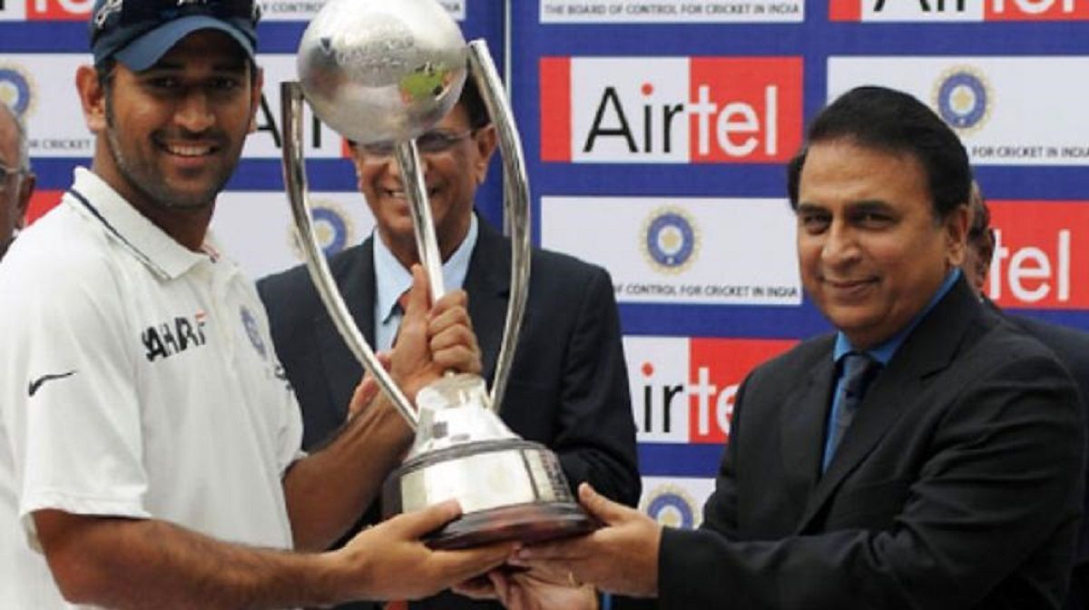 MS Dhoni with Sunil Gavaskar