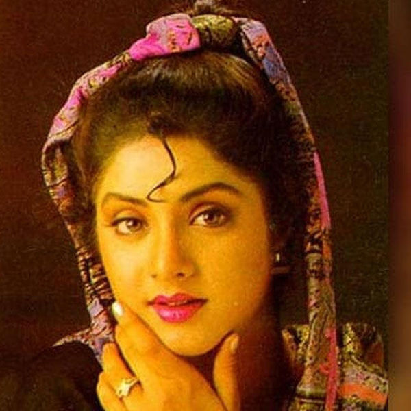 Divya Bharti Death Anniversary When Rare Things Happens With Sridevi In