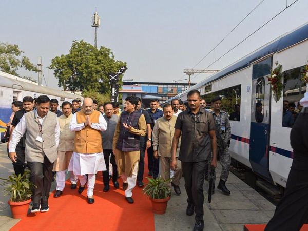 vande bharat, vande bharat express, delhi to katra vande bharat