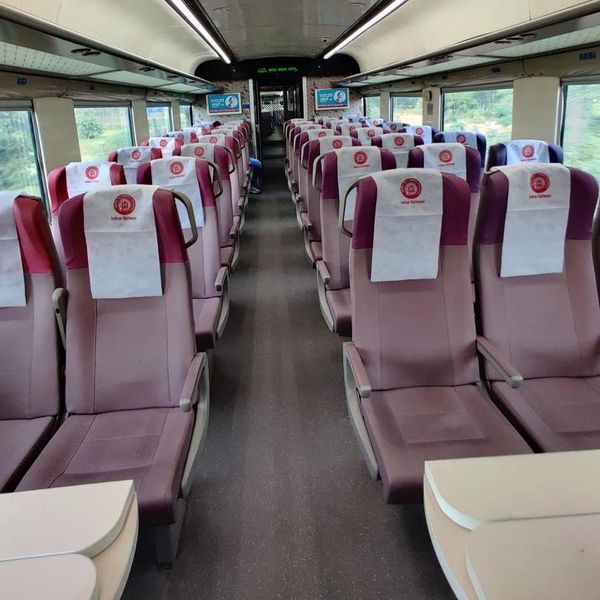 vande bharat, vande bharat express, delhi to katra vande bharat