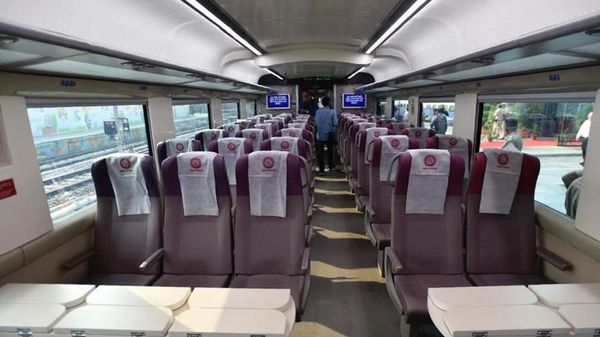 vande bharat, vande bharat express, delhi to katra vande bharat