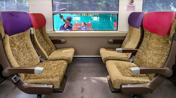 vande bharat, vande bharat express, delhi to katra vande bharat