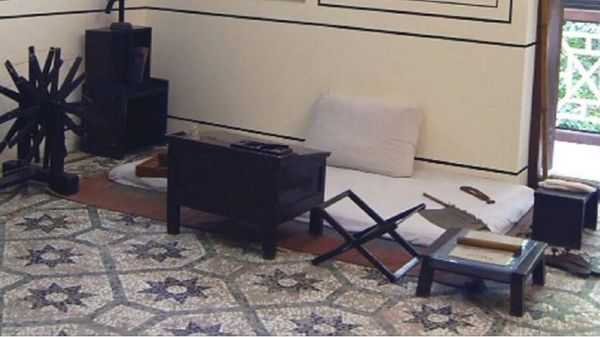 Mahatma Gandhi image