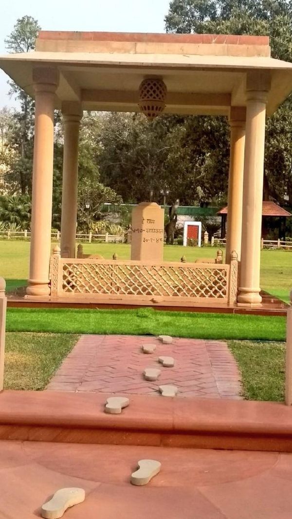 Mahatma Gandhi image