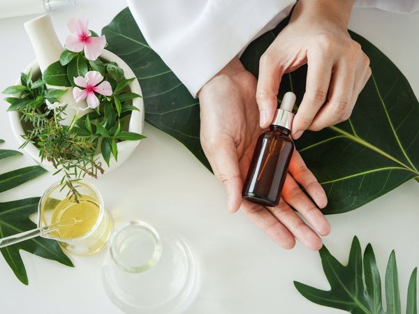 5 Best Essential Oils for Winter season