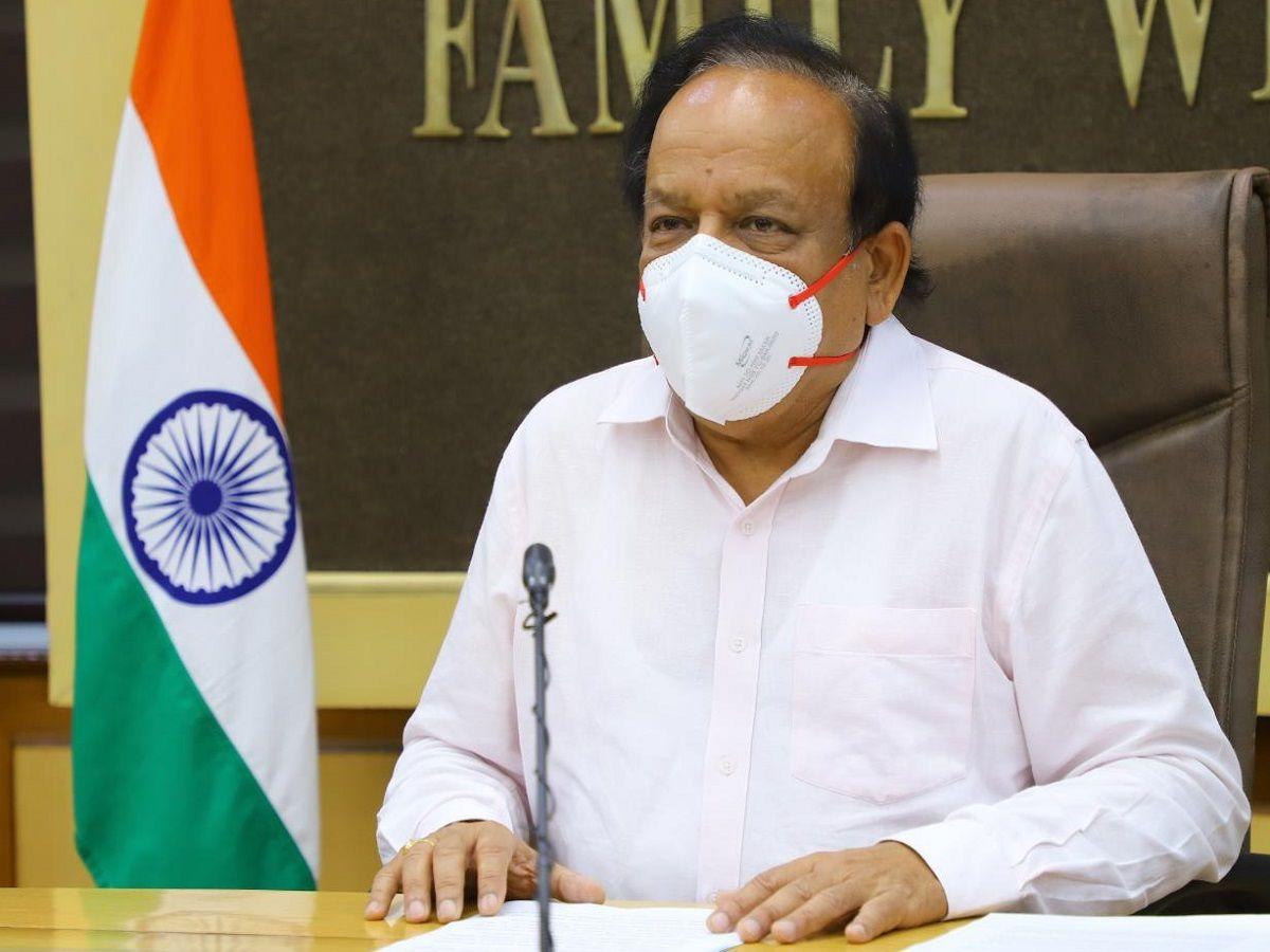 पश्चिम बंगाल के कुछ जिलों में संक्रमण दर 40% से अधिक, जांच की संख्या बढ़ाने की जरूरत: हर्षवर्धन