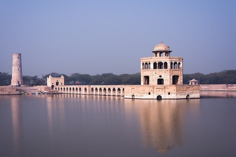 Hiran Minar pakistan