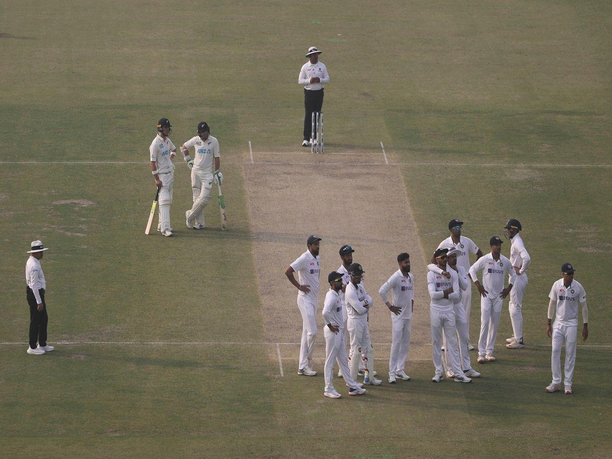 भारत बनाम न्यूजीलैंड 1st Test, Day 2: न्यूजीलैंड के नाम रहा कानपुर टेस्ट का दूसरा दिन, विल यंग-टॉम लैथम ने खड़ी की टीम इंडिया के सामने मुश्किल