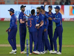 India vs West Indies 2nd ODI Live Cricket Score
