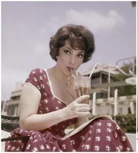 Italian actor Gina Lollobrigida