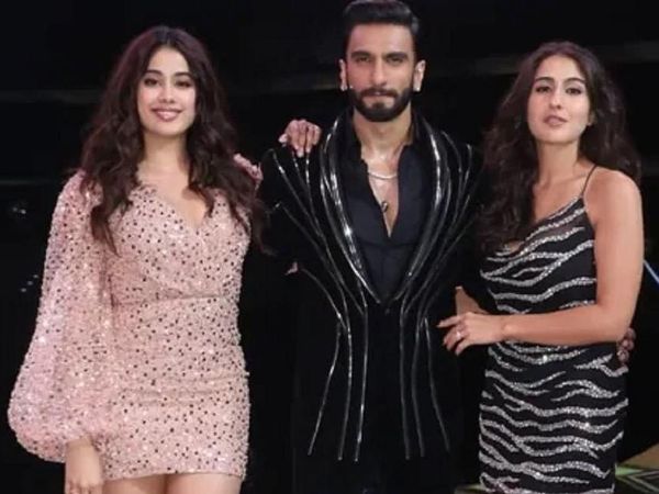 Janhvi Kapoor and Sara Ali Khan