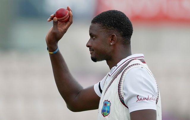 Jason holder 6 wickets against England at Southampton