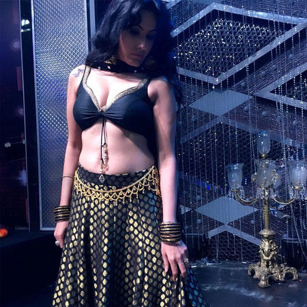 Kamya Punjabi Bikini
