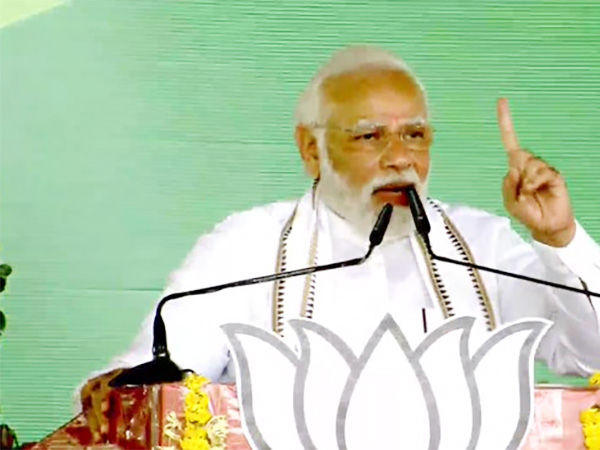PM Narendra Modi in Deoghar Updates: देवघर में पीएम मोदी का तंज-'जिस देश की राजनीति शॉर्टकट पर निर्भर होती है, उसका शार्ट सर्किट होना तय'