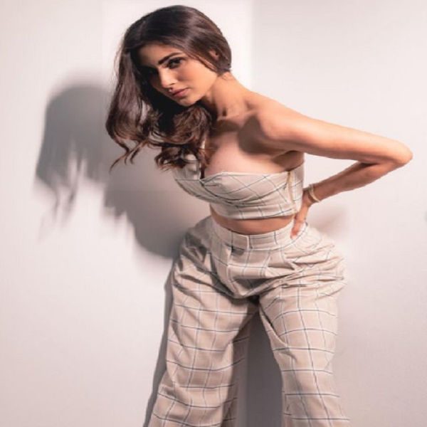 Mouni Roy Viral Post