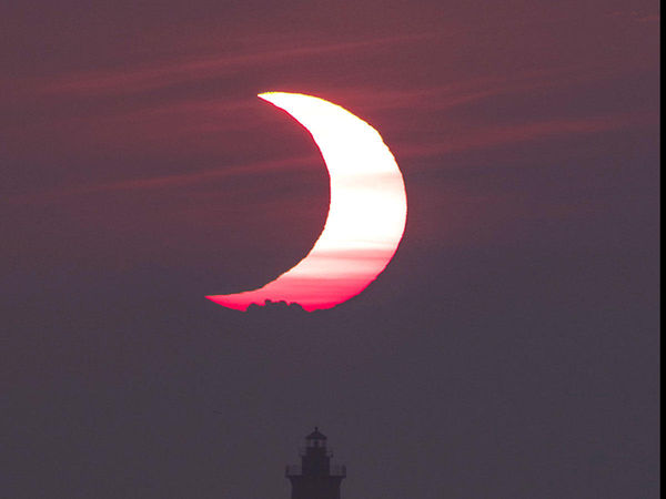 Solar Eclipse Pics (फोटो साभार-NASA)