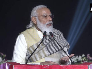 PM Modi Varanasi Visit today Live Kashi Vishwanath Temple Corridor Project Sarnath Dev Deepawali