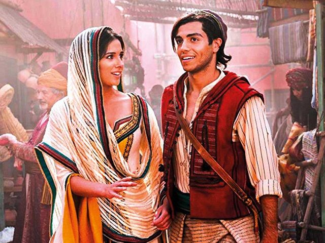 Naomi Scott in Aladin understood as deepika padukone