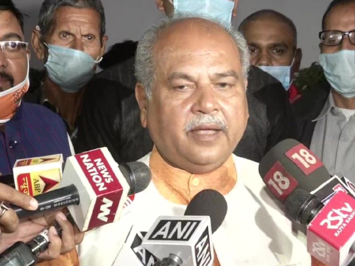 किसानों ने खारिज किया सरकार का प्रस्ताव, आगे की रणनीति पर चर्चा के लिए अमित शाह से मिले कृषि मंत्री