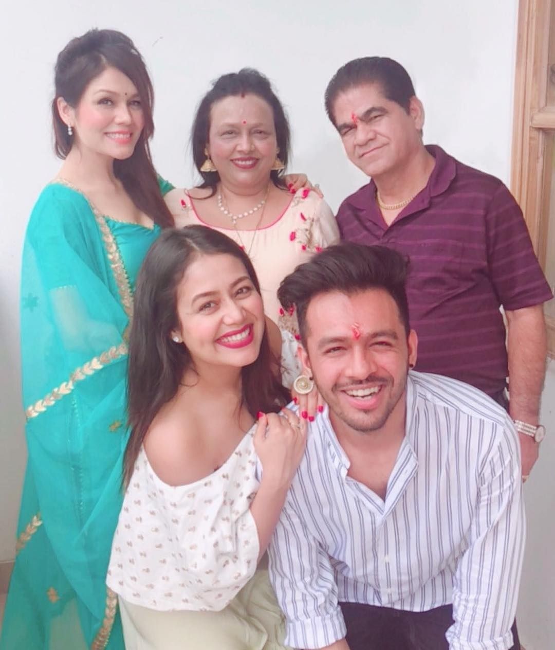 Neha Kakkar Family