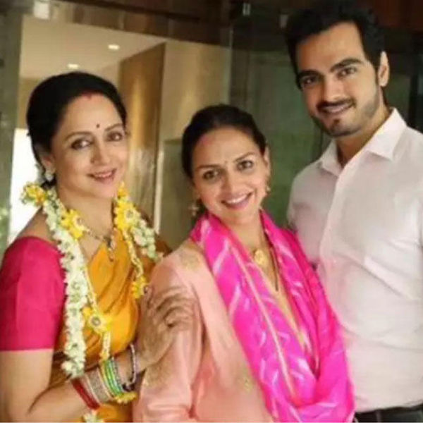 Anushka Sharma, Virat Kohli, shilpa shetty, Kareena Kapoor, Aishwarya Rai Bachchan, anushka sharma v