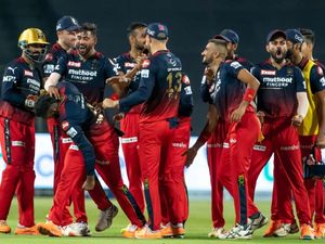 Bangalore vs Mumbai Highlights