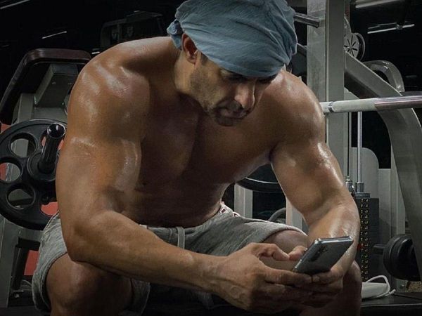 Salman Khan Shirtless Photos