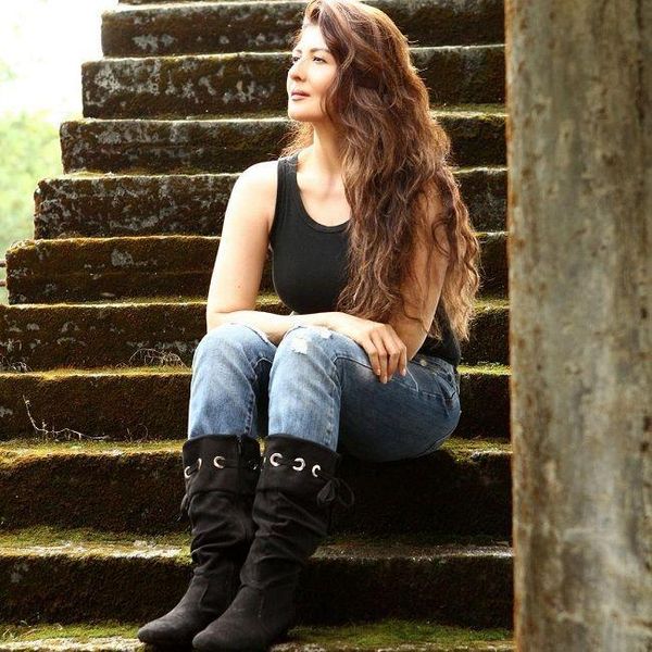 Sangeeta Bijlani Bold Photos 