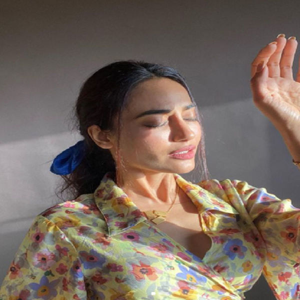 Surbhi Jyoti Beautiful Pics