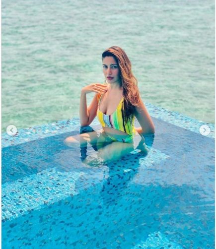 Naagin 5 actress Surbhi chandana colorful bikni