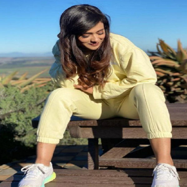 श्वेता बालों के साथ स्किन का भी बेहद ख्याल रखती हैं