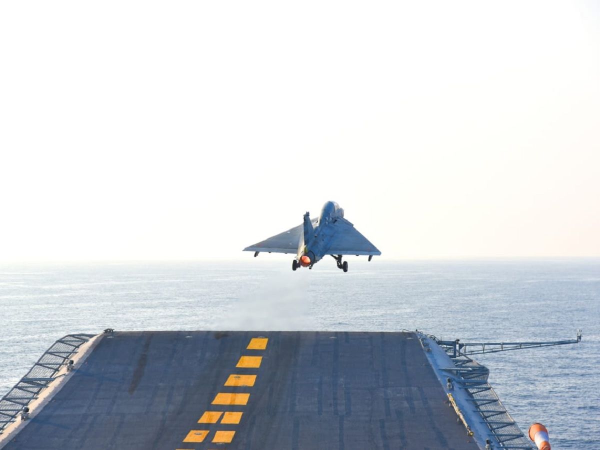 Tejas video on Aircraft carrier