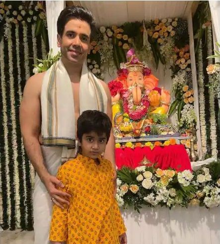 Tushar kapoor son Laksshya Kapoor Ganesh Chaturthi celebration