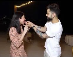 Virat and Anushka cut cake