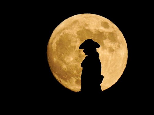 strawberry moon 2021