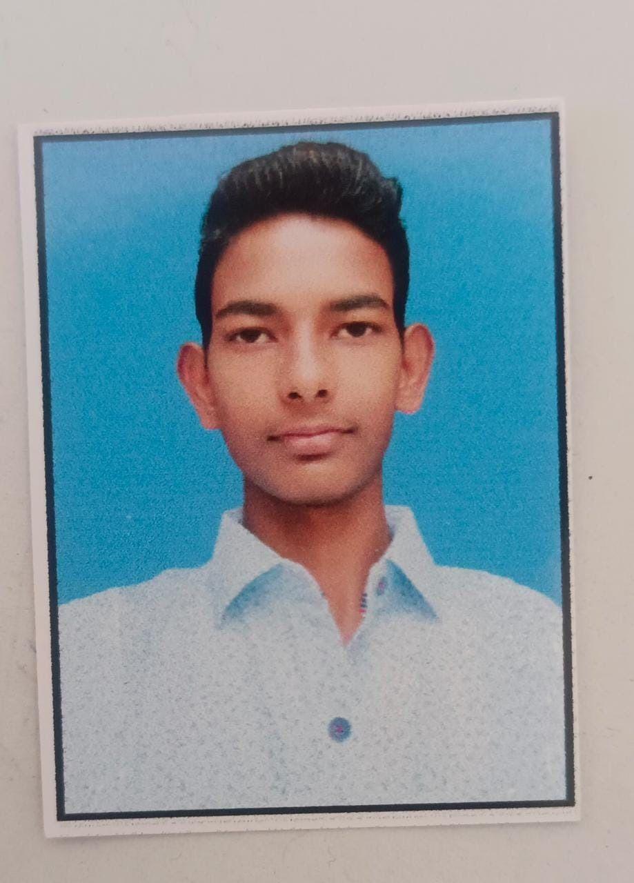 UP Board 12th Topper 2023 LIVE- यूपी बोर्ड 12वीं के टॉपर शुभ