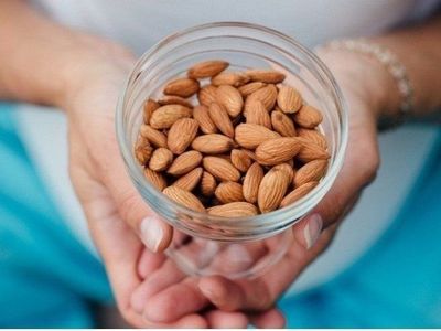 Health benefits of almonds Health benefits of almonds